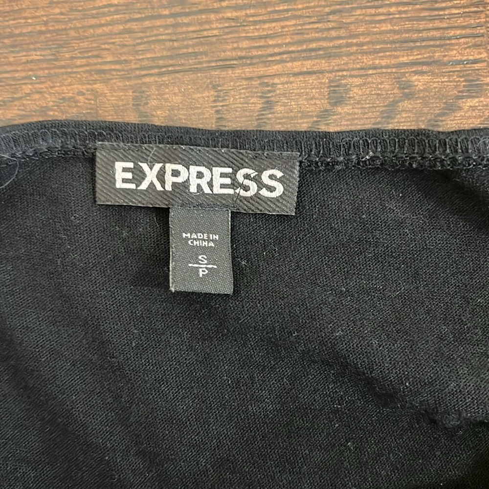 Express Tank Top - Picture 2 of 3